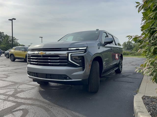 new 2025 Chevrolet Suburban car, priced at $71,593