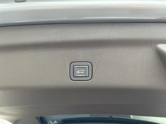 new 2025 Chevrolet Suburban car, priced at $71,593