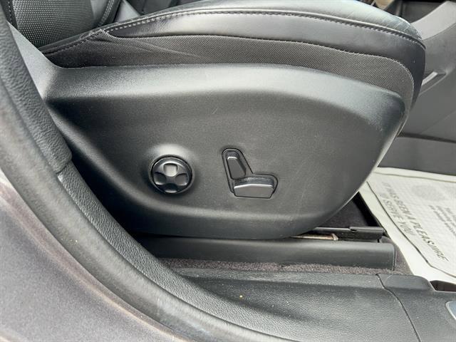 used 2019 Jeep Cherokee car, priced at $12,998