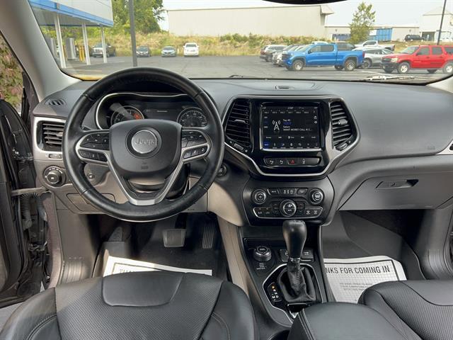 used 2019 Jeep Cherokee car, priced at $12,998