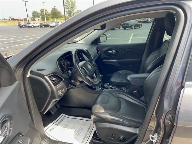 used 2019 Jeep Cherokee car, priced at $12,998