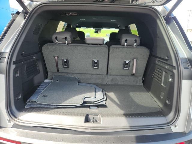 new 2025 Chevrolet Traverse car, priced at $43,045