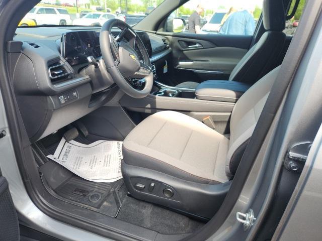 new 2025 Chevrolet Traverse car, priced at $43,045