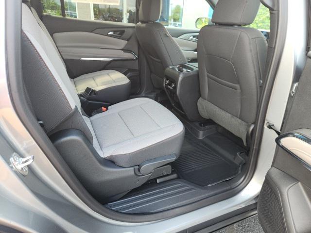 new 2025 Chevrolet Traverse car, priced at $43,045