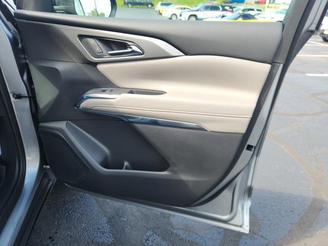 new 2025 Chevrolet Traverse car, priced at $43,045