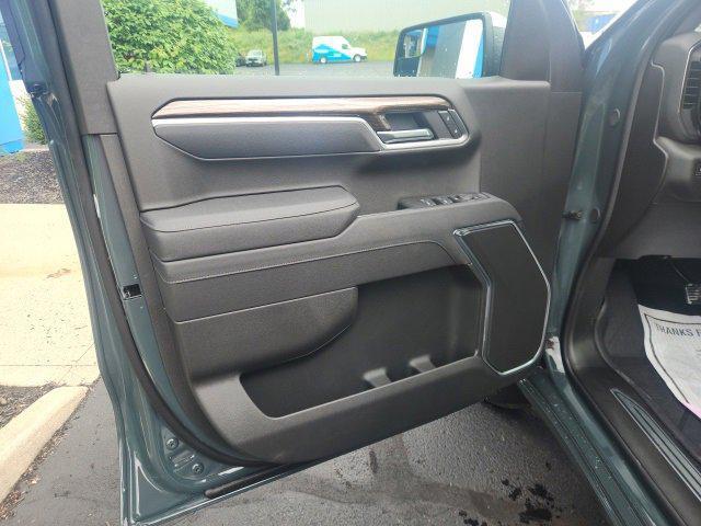 new 2025 Chevrolet Silverado 1500 car, priced at $52,055