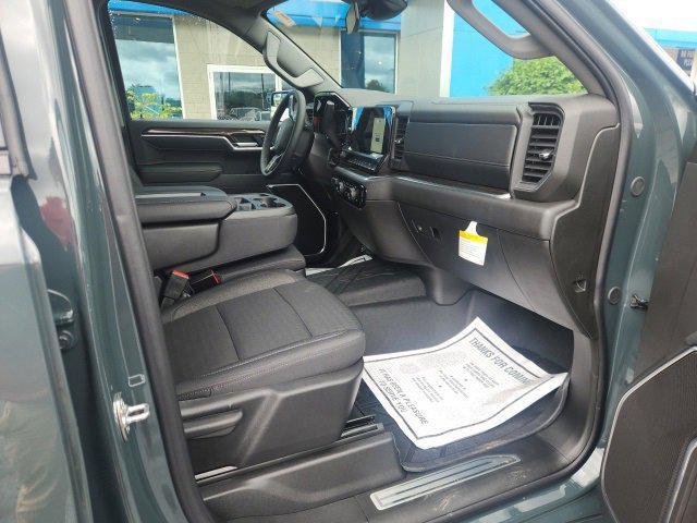 new 2025 Chevrolet Silverado 1500 car, priced at $52,055