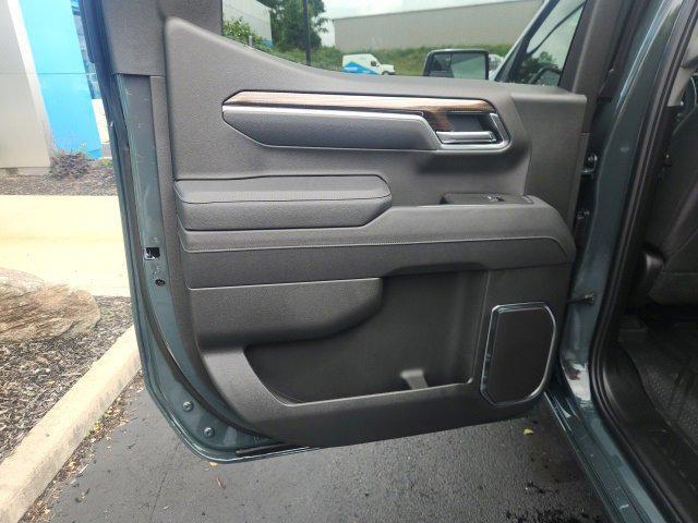 new 2025 Chevrolet Silverado 1500 car, priced at $52,055