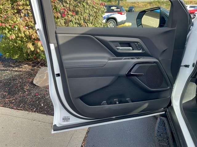 new 2026 Chevrolet Silverado EV car