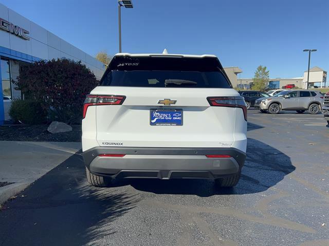 new 2026 Chevrolet Equinox car, priced at $30,245