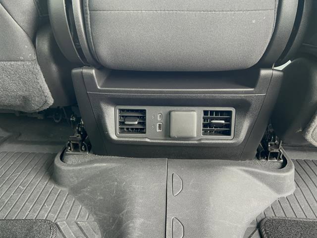 used 2024 Chevrolet Silverado 2500 car, priced at $50,998