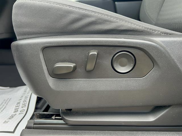 used 2024 Chevrolet Silverado 2500 car, priced at $50,998