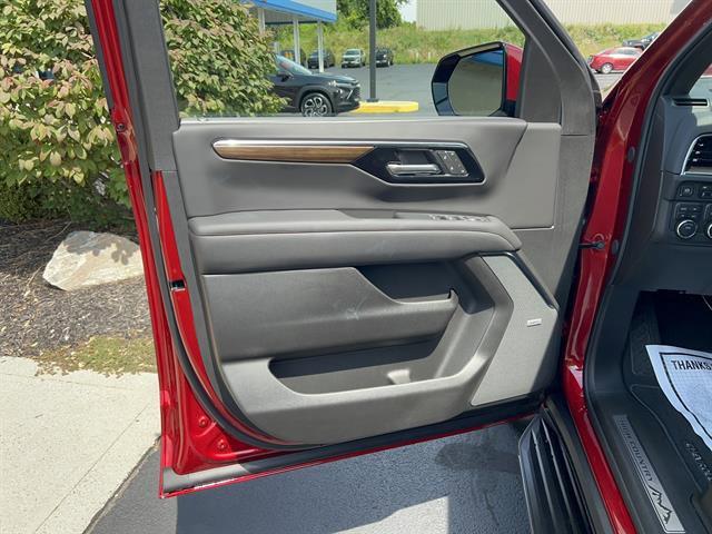 new 2025 Chevrolet Tahoe car, priced at $79,998