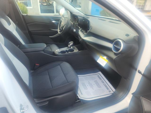 new 2025 Chevrolet Trax car, priced at $21,795