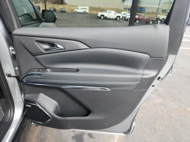 new 2025 Chevrolet Traverse car, priced at $48,930