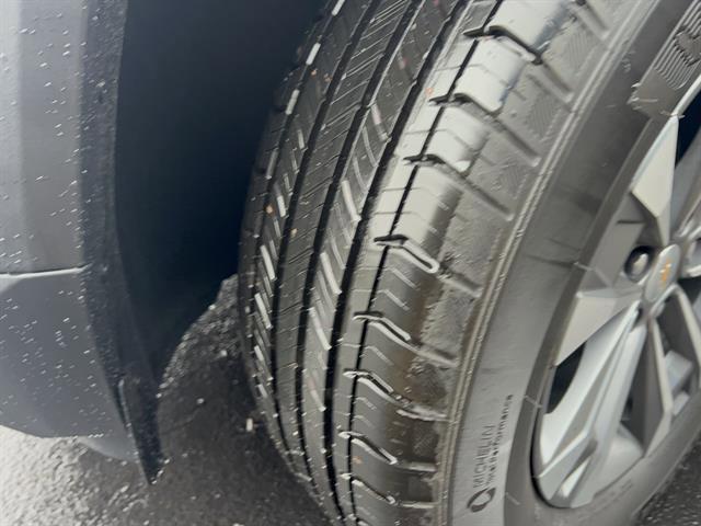 new 2026 Chevrolet Equinox car, priced at $35,690