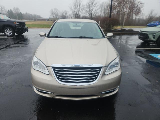 used 2013 Chrysler 200 car, priced at $6,290