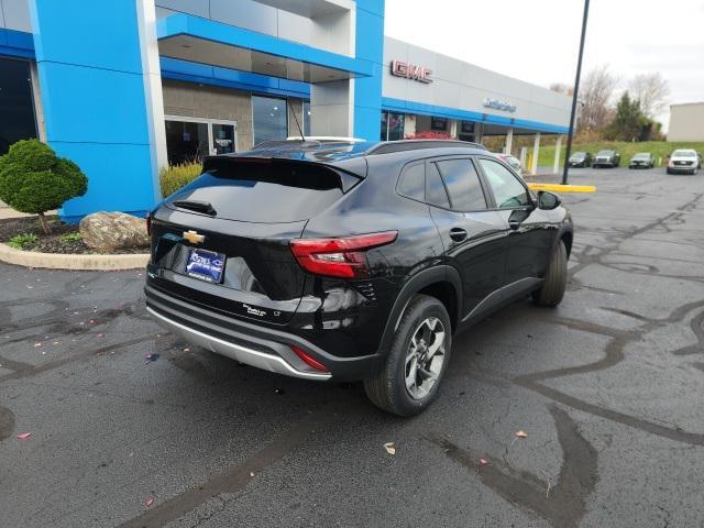 new 2025 Chevrolet Trax car, priced at $25,235