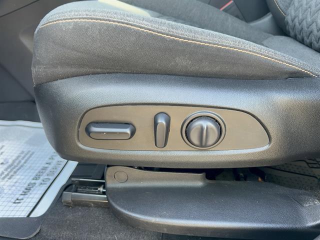 used 2023 Chevrolet Equinox car, priced at $22,998