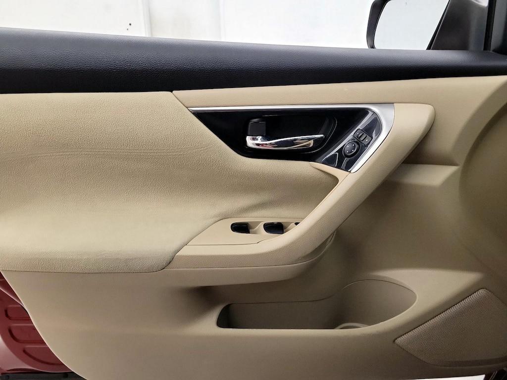 used 2014 Nissan Altima car, priced at $12,599