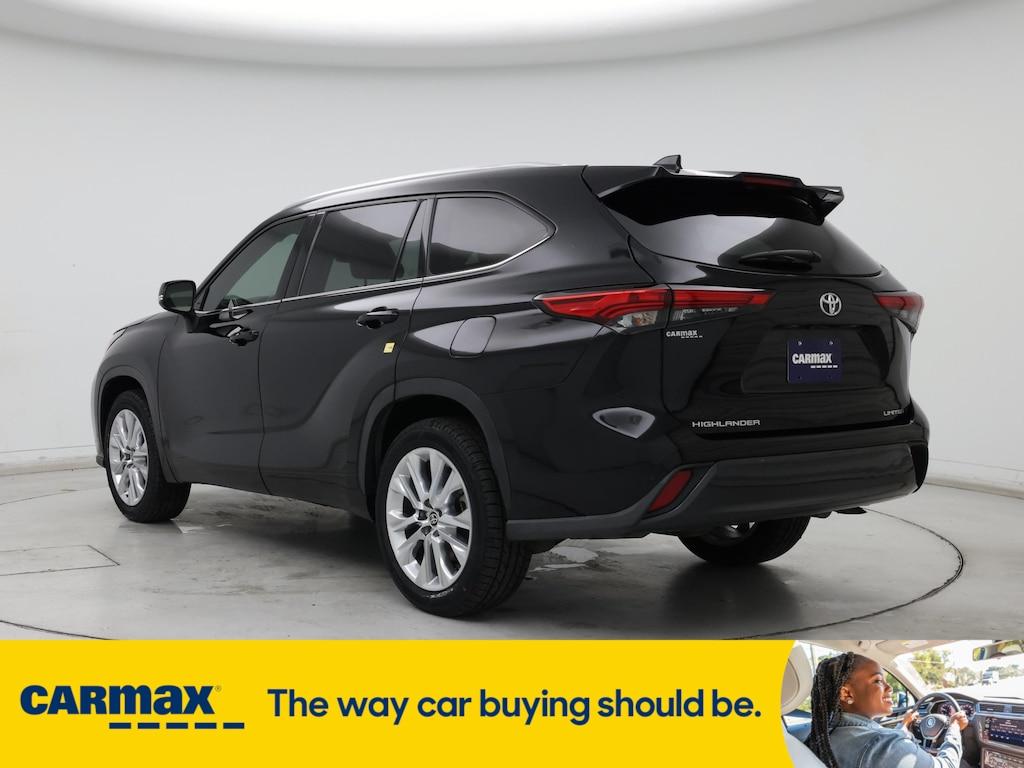 used 2020 Toyota Highlander car, priced at $33,998