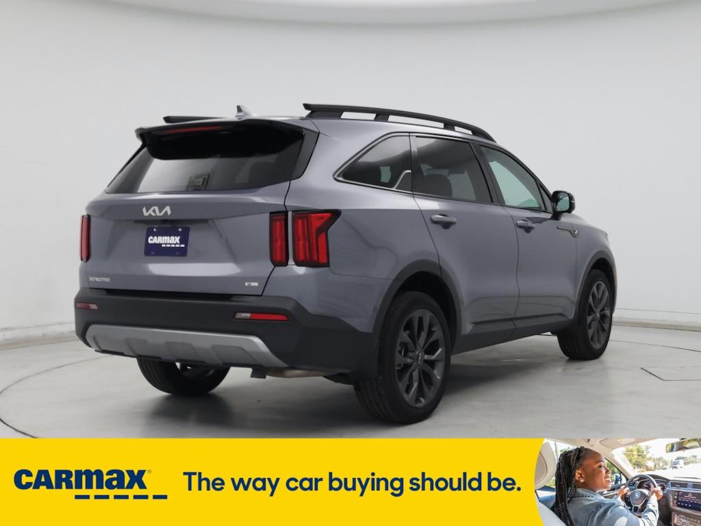 used 2023 Kia Sorento car, priced at $38,998