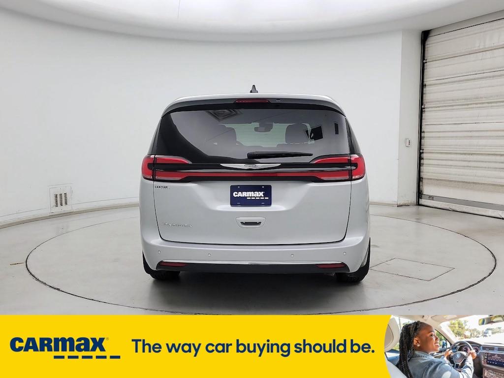 used 2023 Chrysler Pacifica car, priced at $34,998
