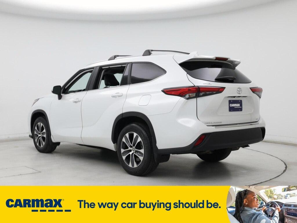 used 2023 Toyota Highlander car, priced at $38,998
