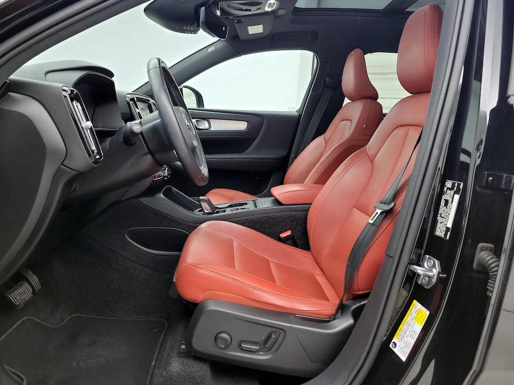 used 2020 Volvo XC40 car, priced at $26,998