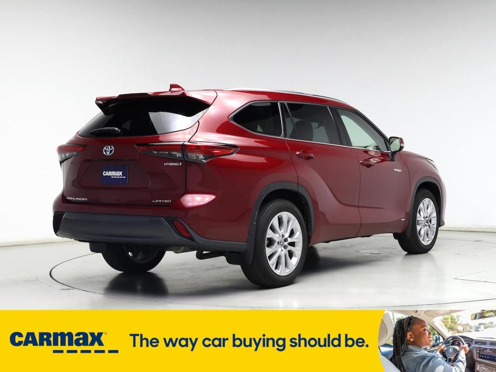 used 2021 Toyota Highlander Hybrid car, priced at $34,998