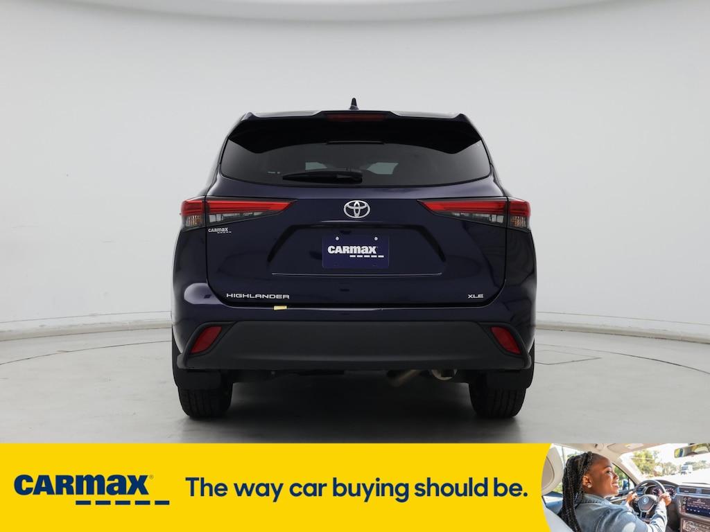 used 2021 Toyota Highlander car, priced at $35,998
