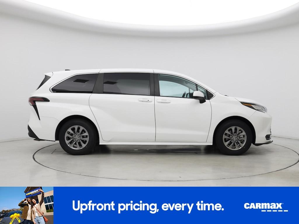 used 2023 Toyota Sienna car, priced at $41,998