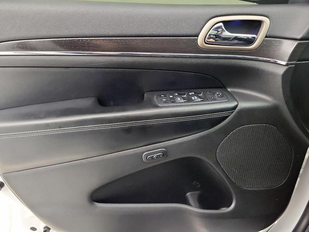 used 2017 Jeep Grand Cherokee car, priced at $17,998