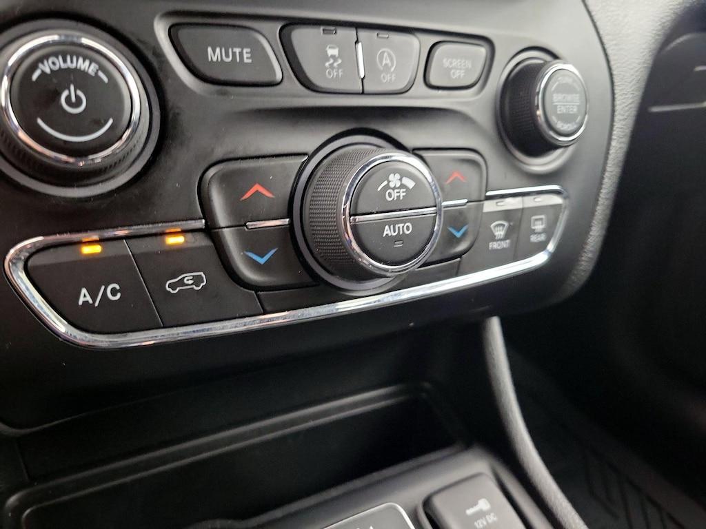used 2021 Jeep Cherokee car, priced at $24,998
