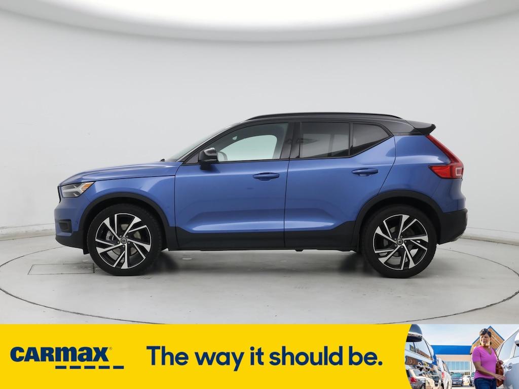 used 2019 Volvo XC40 car, priced at $25,998