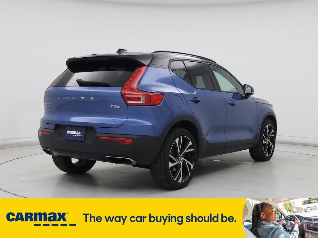 used 2019 Volvo XC40 car, priced at $25,998