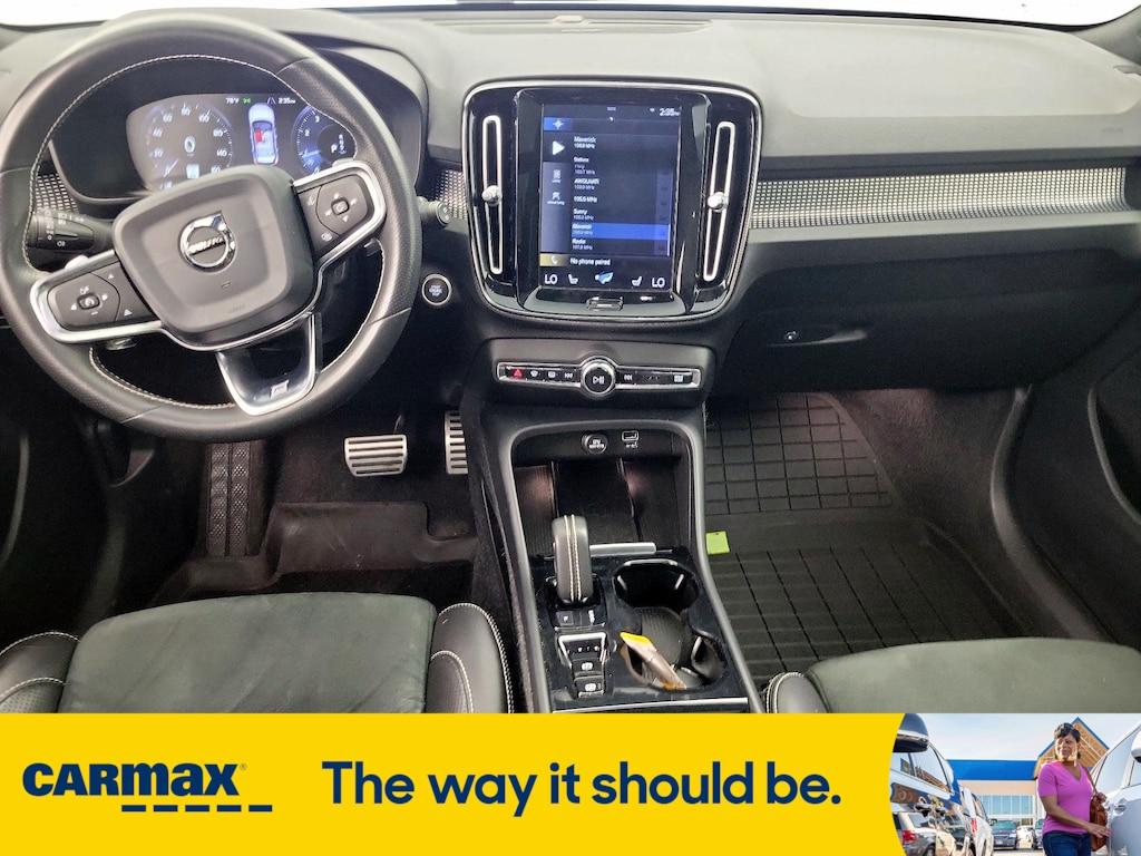 used 2019 Volvo XC40 car, priced at $25,998
