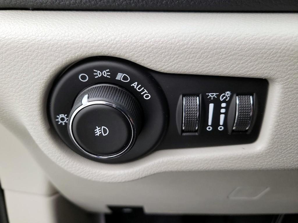 used 2019 Chrysler Pacifica car, priced at $26,998
