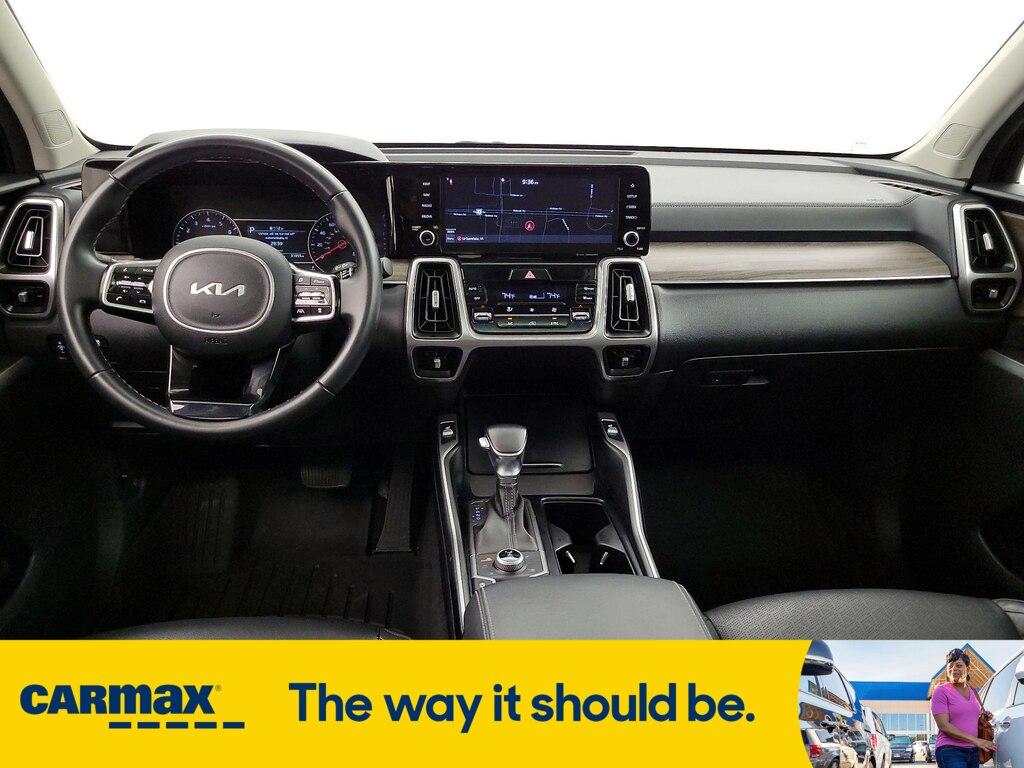 used 2022 Kia Sorento car, priced at $30,998