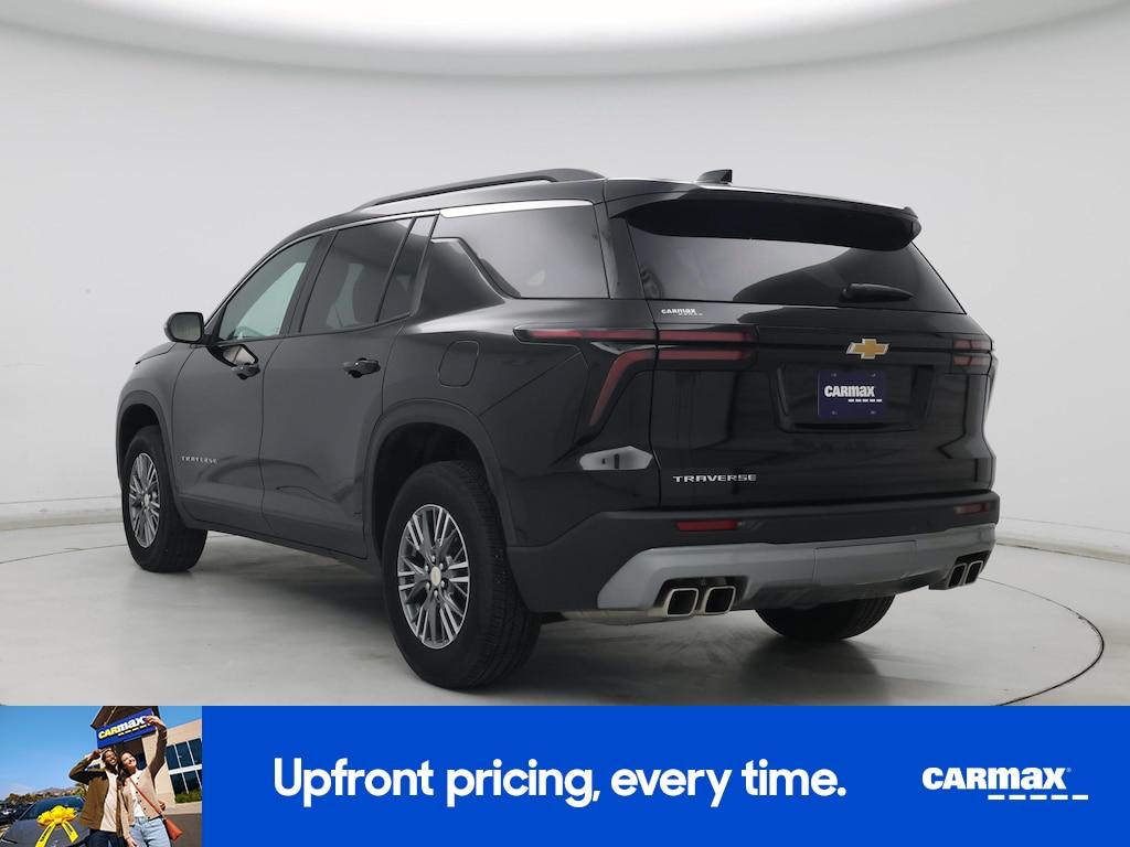 used 2025 Chevrolet Traverse car, priced at $38,998