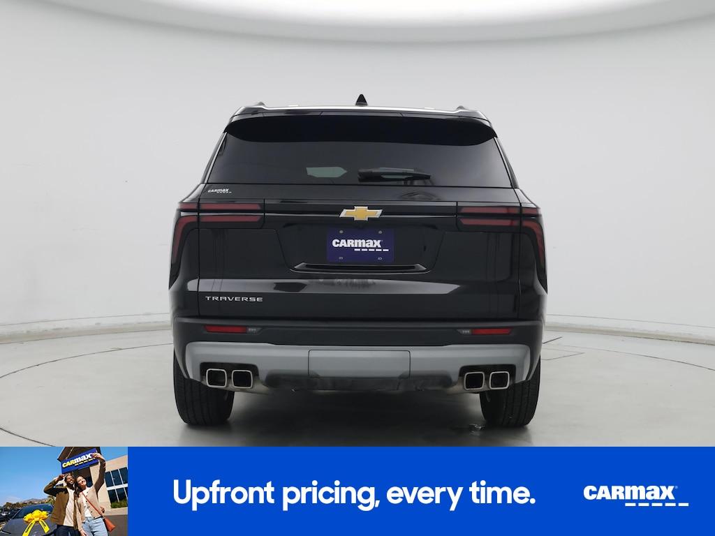 used 2025 Chevrolet Traverse car, priced at $38,998