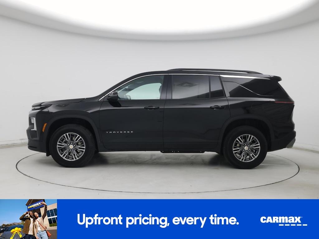used 2025 Chevrolet Traverse car, priced at $38,998