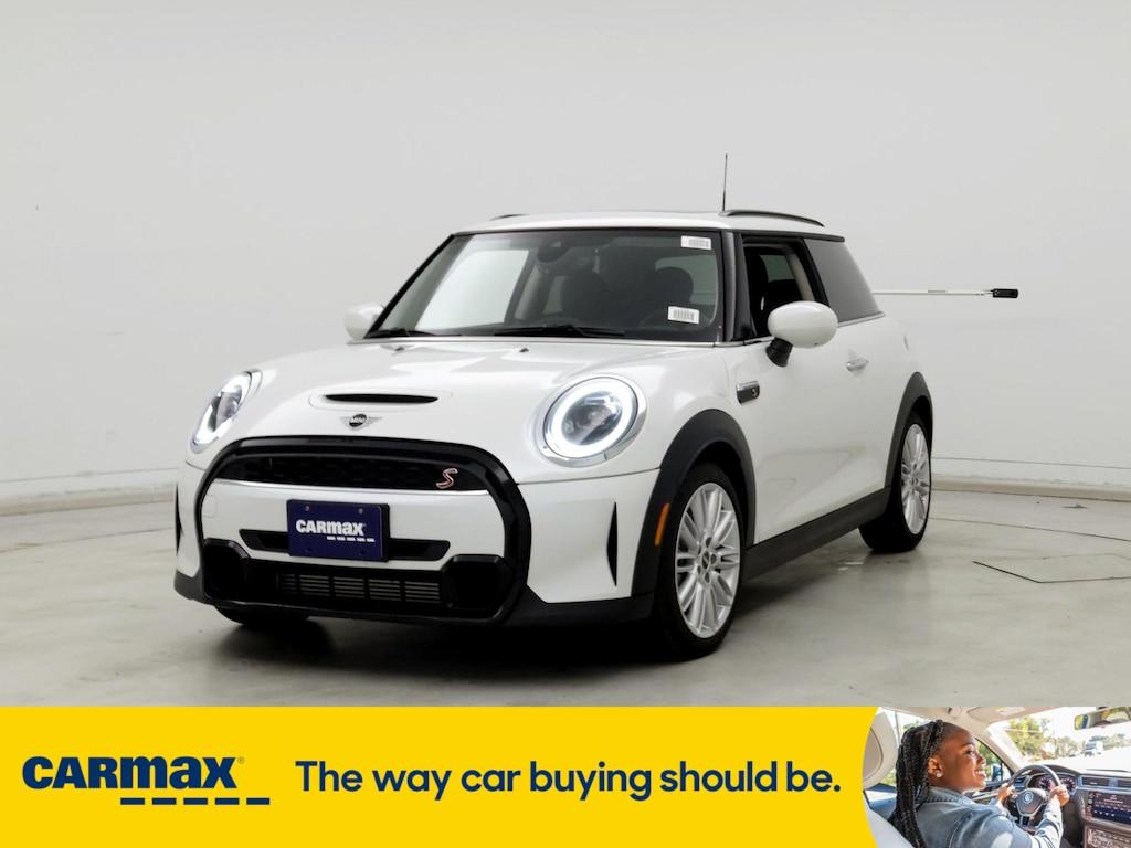 used 2024 MINI Hardtop car, priced at $26,998