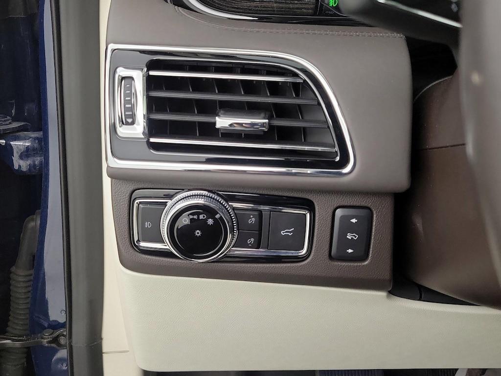 used 2019 Lincoln Navigator car, priced at $51,998