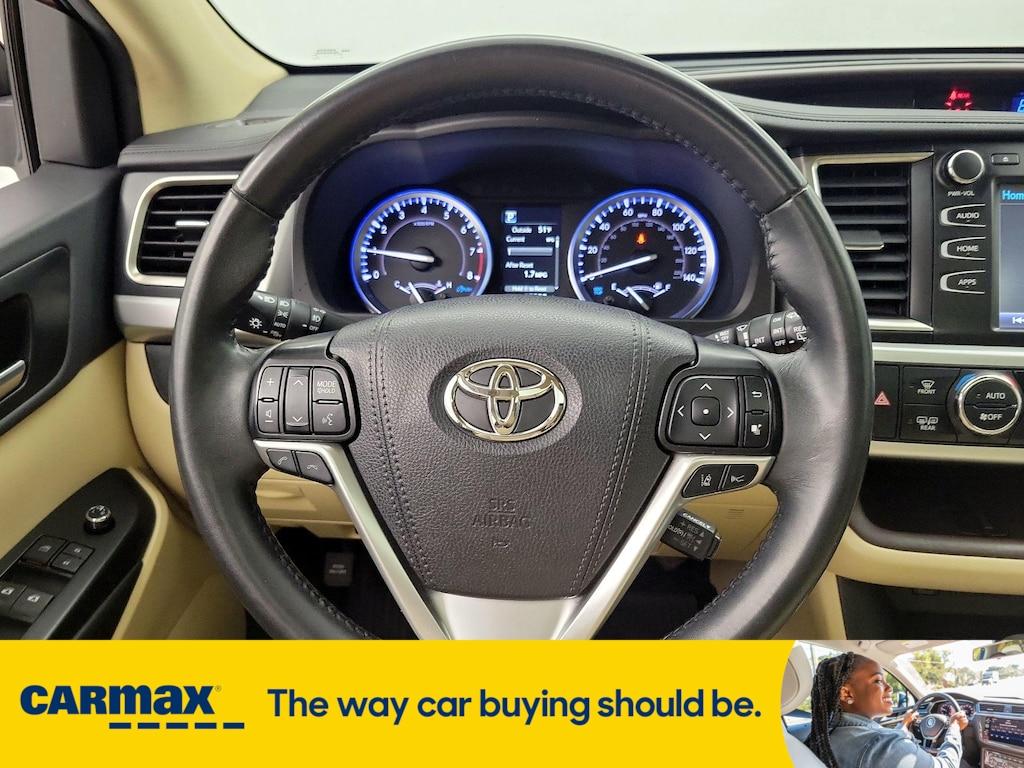 used 2019 Toyota Highlander car, priced at $31,998