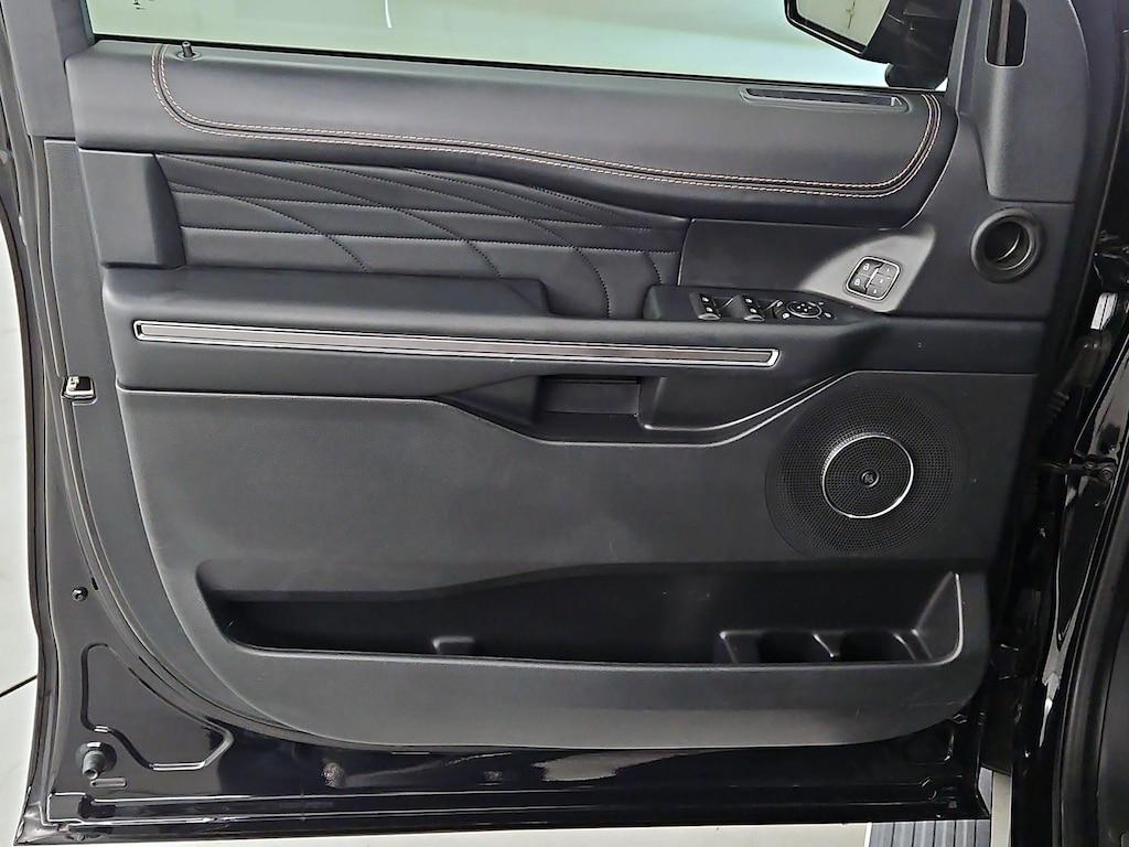 used 2023 Ford Expedition car, priced at $56,998