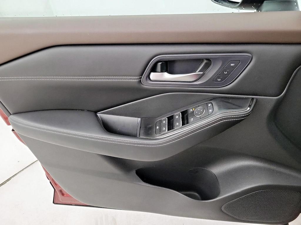 used 2023 Nissan Rogue car, priced at $28,998