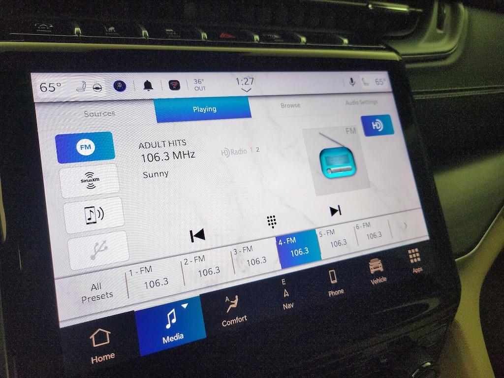 used 2025 Jeep Grand Cherokee car, priced at $40,998