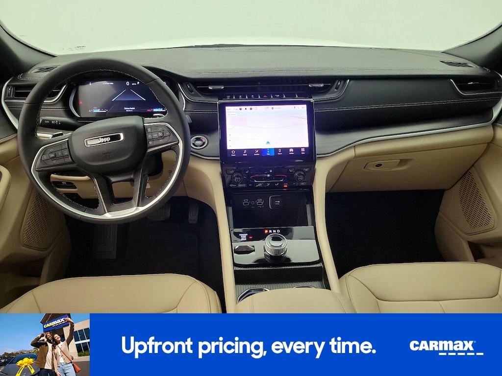 used 2025 Jeep Grand Cherokee car, priced at $40,998