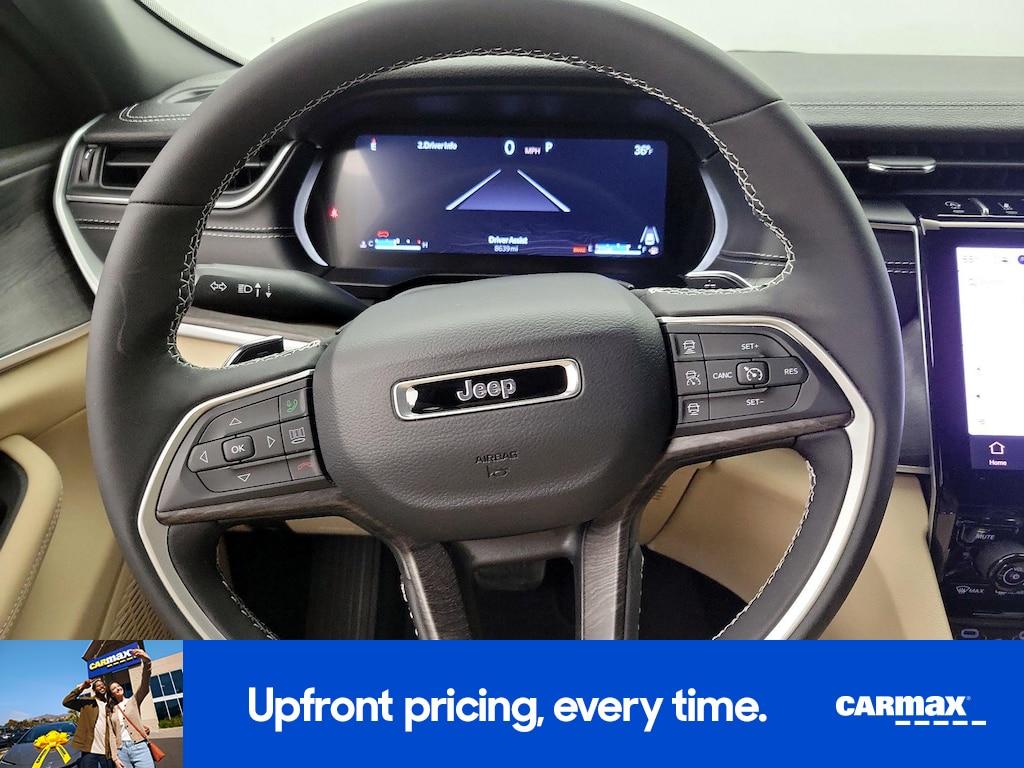 used 2025 Jeep Grand Cherokee car, priced at $40,998